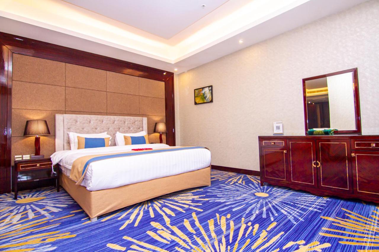 فندق هوليداي الخليج الرياض - Holiday Al Khaleej Hotel Eksteriør billede
