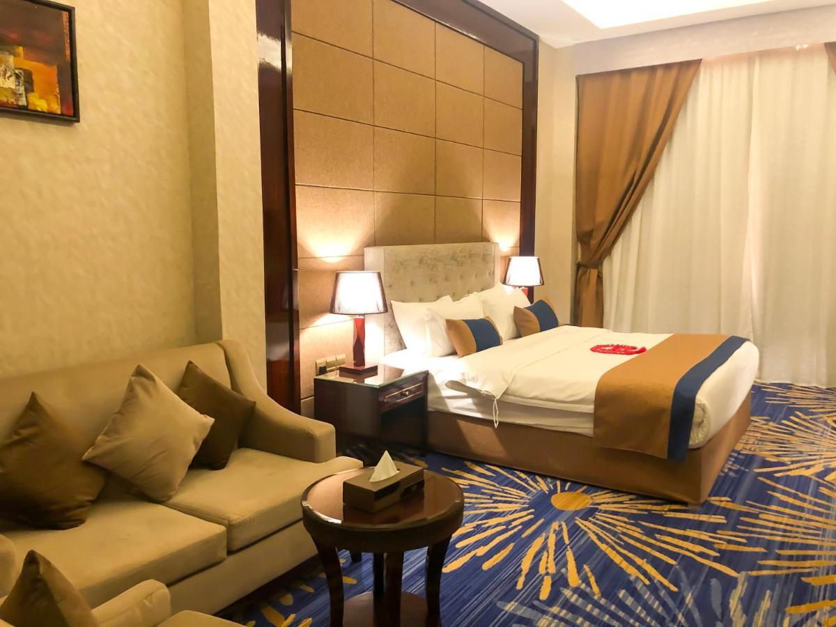 فندق هوليداي الخليج الرياض - Holiday Al Khaleej Hotel Eksteriør billede