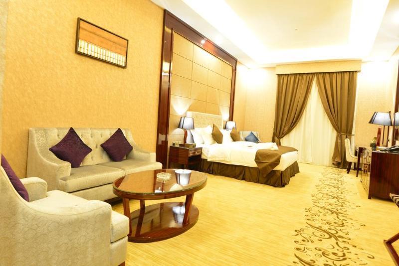 فندق هوليداي الخليج الرياض - Holiday Al Khaleej Hotel Eksteriør billede