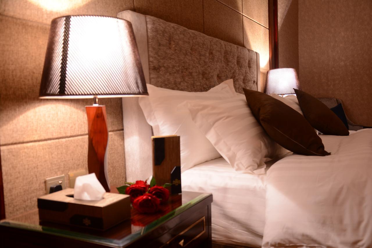 فندق هوليداي الخليج الرياض - Holiday Al Khaleej Hotel Eksteriør billede